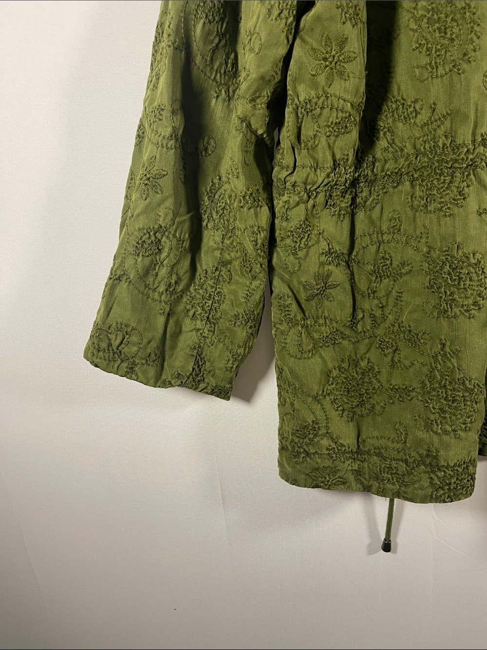 Alice + Olivia Olive Green Embroidered Hooded Cinch Waist Jacket Size M - Picture 12 of 16
